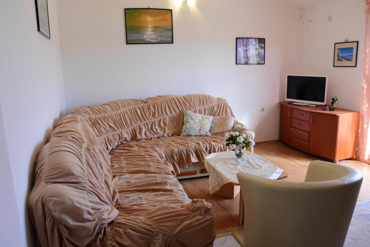 Apartments Zana Vir Ngoại thất bức ảnh